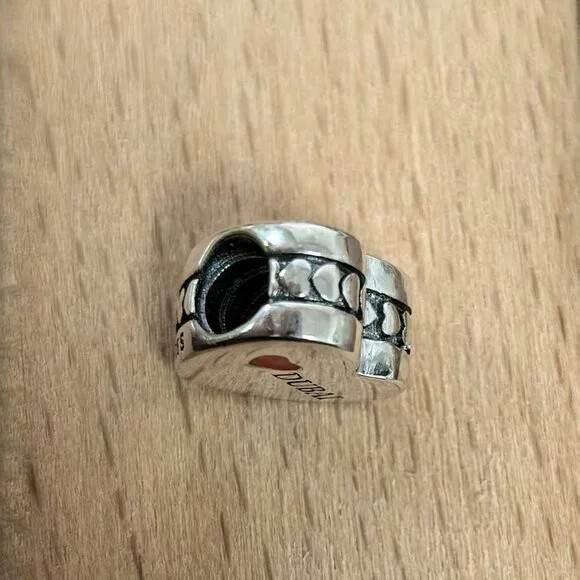 Pandora DUBAI Exclusive Travel Heart Charm Pendant, S925 Silver Bracelets - Picture 4 of 4